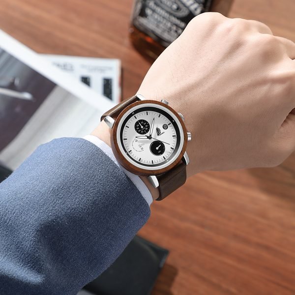 Lunar-Men's Walnut watch With leather strap-42mm